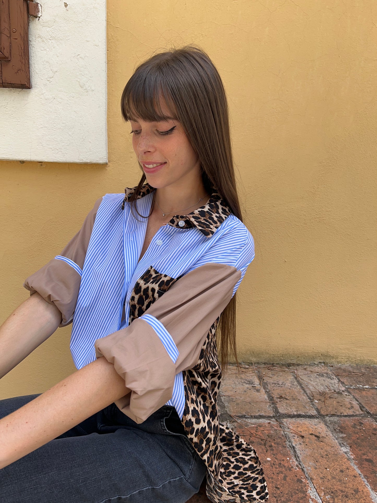 Camicia righe ed animalier over .